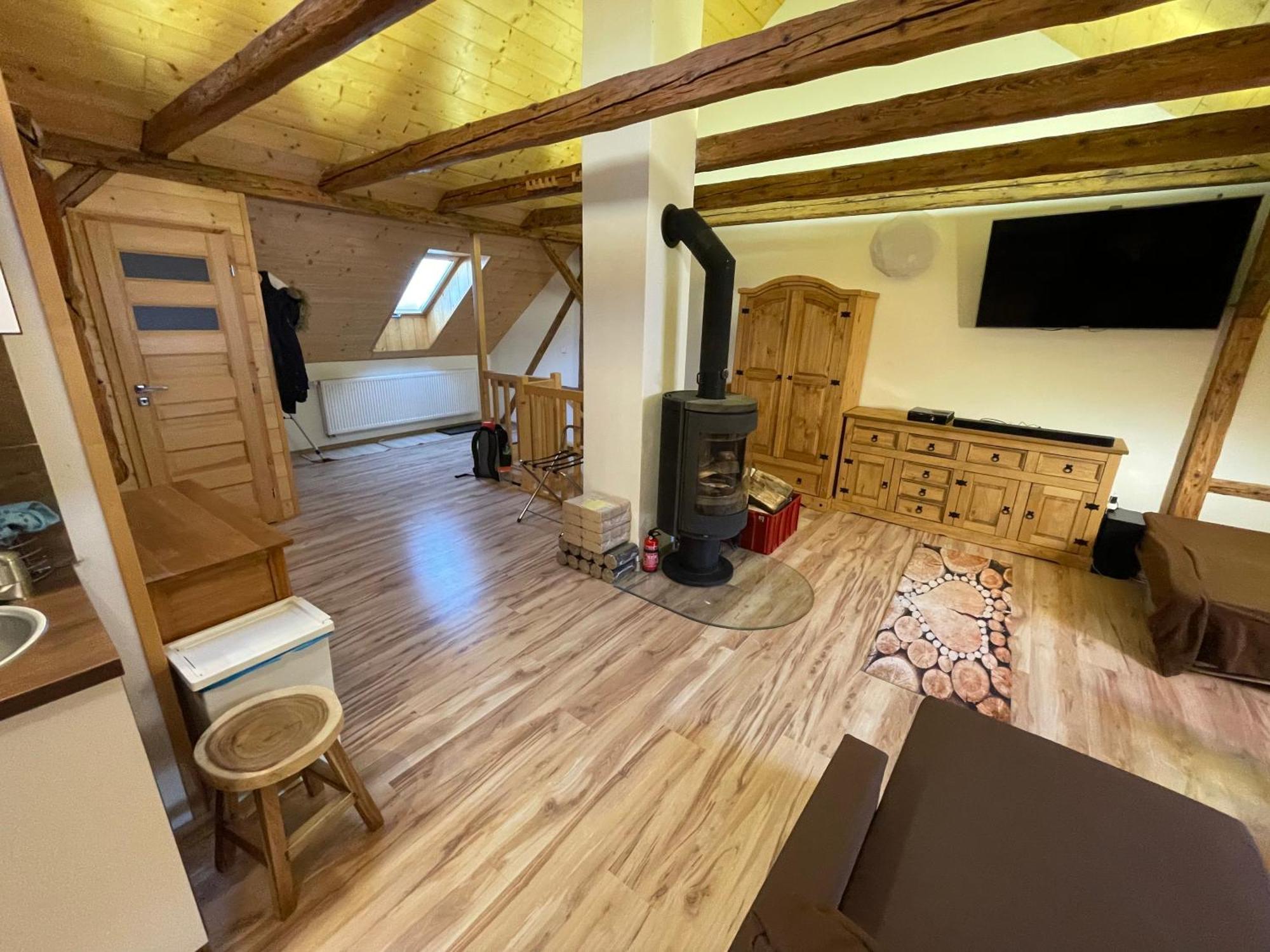 Apartmany Pod Kloboukem Jáchymov Exterior foto