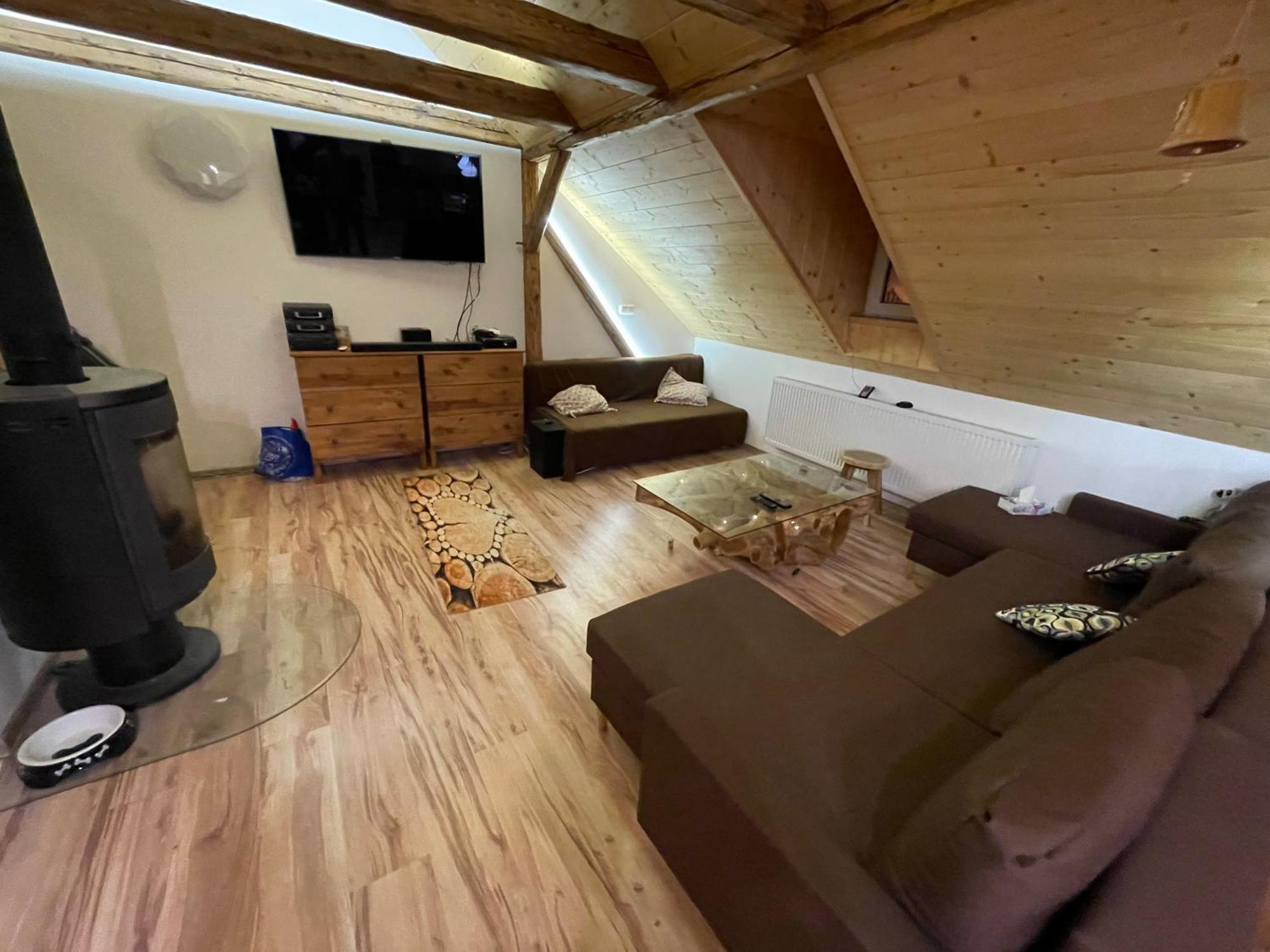 Apartmany Pod Kloboukem Jáchymov Exterior foto